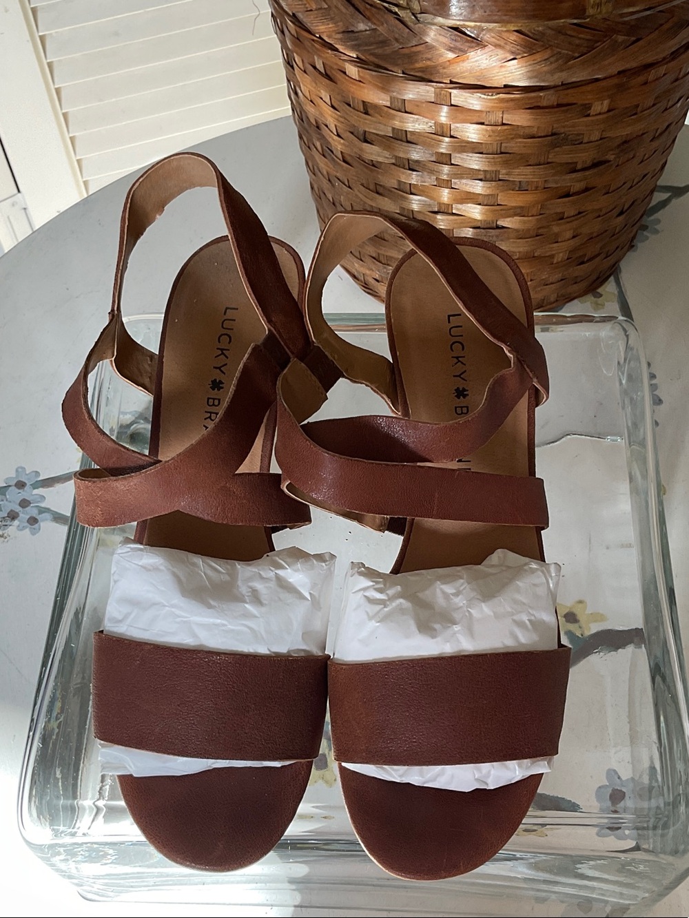 Lucky Brand 7.5 Tan Brown Leather Cross-Strap Wedge Sandals
